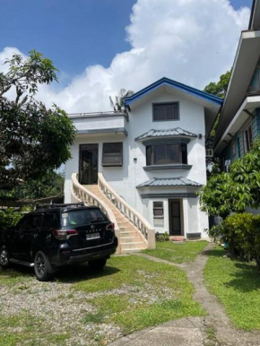 Lovely House in Tagaytay w Pool and Taal Lake View